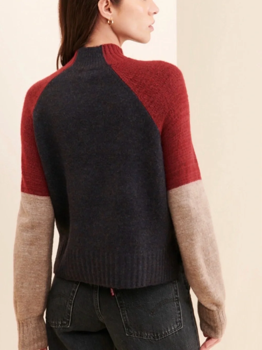Vigoss Colorblock Mockneck Pullover‎ Sweater in Charcoal, Burgundy & Taupe